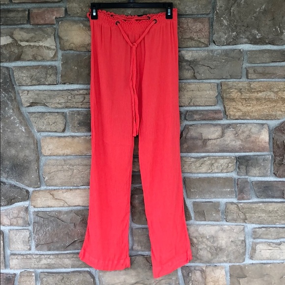 LONDONJEAN Pants - EUC! London Jean Coral Gauze Pants